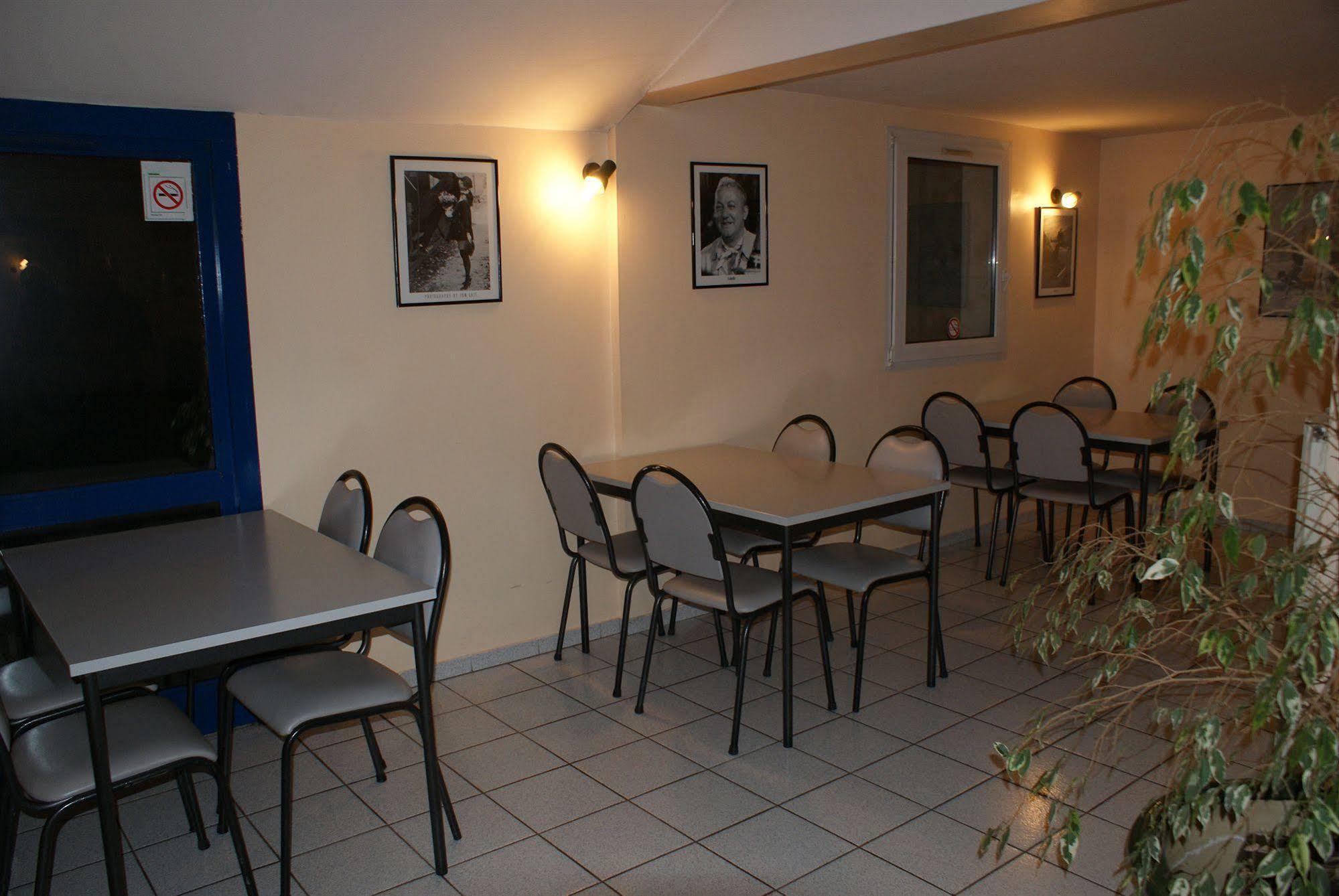 Enor Hotel - Guingamp Saint-Agathon Exteriör bild
